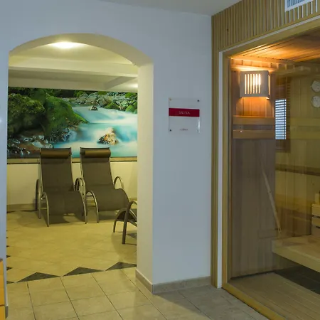 アパートホテル Landhof