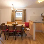 Landhof Apartmanhotel