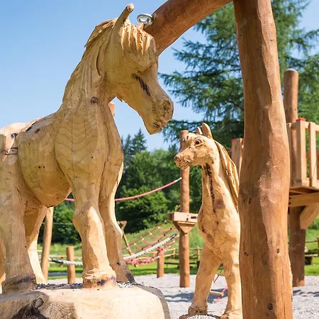 Landhof Apart-hotel 4*