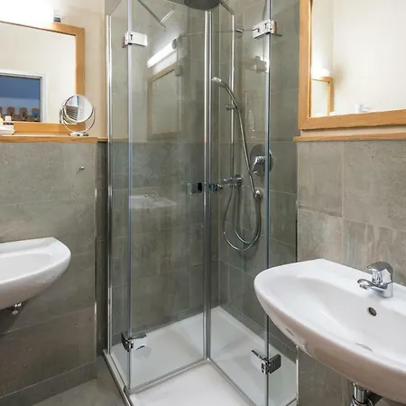 Apart-hotel Landhof 4*