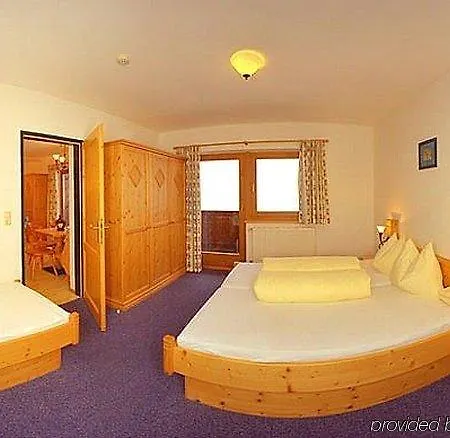 Landhof 4*