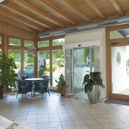 Landhof 4*